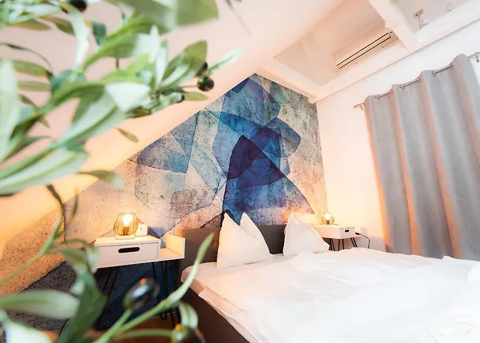 Comfy Downtown Loft - Self Check-in - Centre Of *