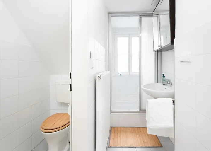 Comfy Downtown Loft - Self Check-in - Centre Of